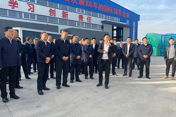 赤峰市党政考察团莅临尊龙凯时举行旅行考察 赤峰市党政考察团莅临尊龙凯时举行旅行考察