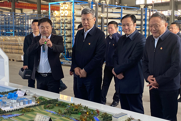 赤峰市党政考察团莅临尊龙凯时举行旅行考察 赤峰市党政考察团莅临尊龙凯时举行旅行考察