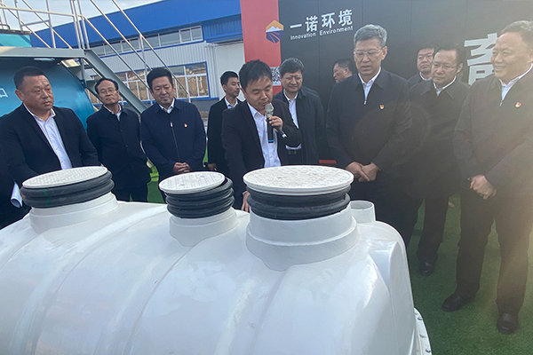 赤峰市党政考察团莅临尊龙凯时举行旅行考察 赤峰市党政考察团莅临尊龙凯时举行旅行考察